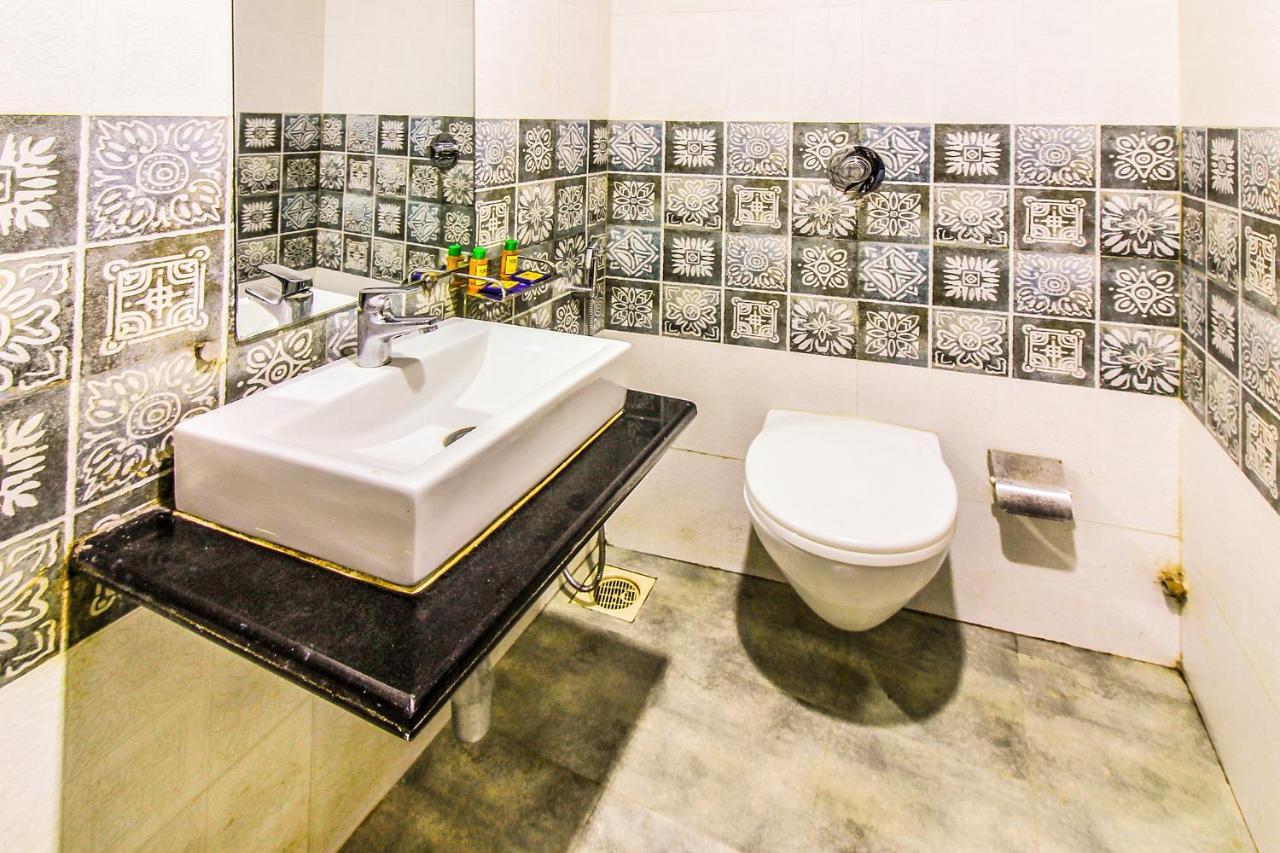 Hotel Fabhotel Atlas Plaza Andheri East 3*